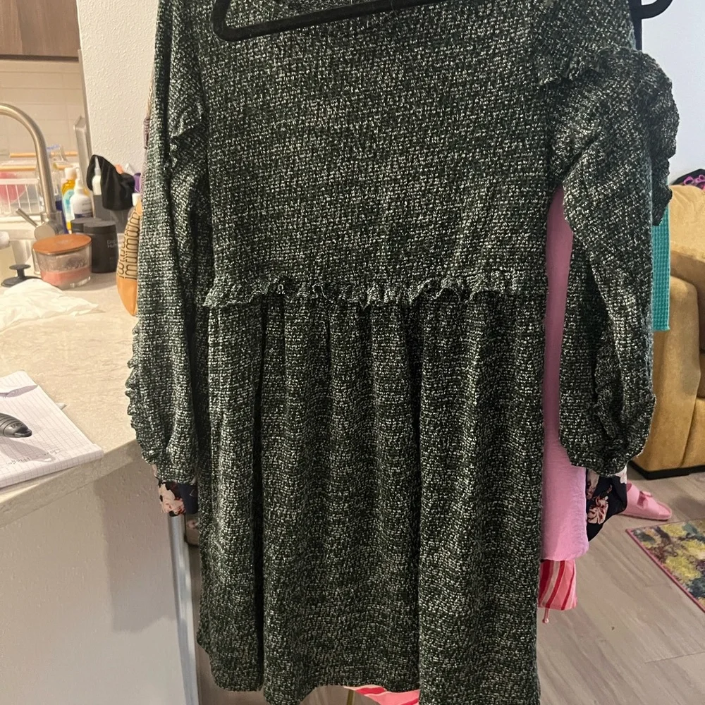 L’Agence RO&DE Green Ruffle Dress - Picture 3 of 4